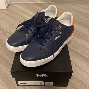 Coach Clip Pebbled Low Top, Size 8.5